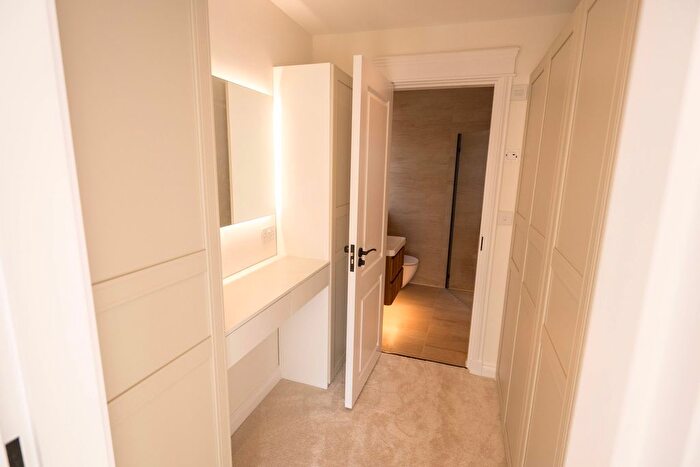 3 Bedroom Bungalow For Sale In Lytham Road, Broadstone, BH18 - Photo 8
