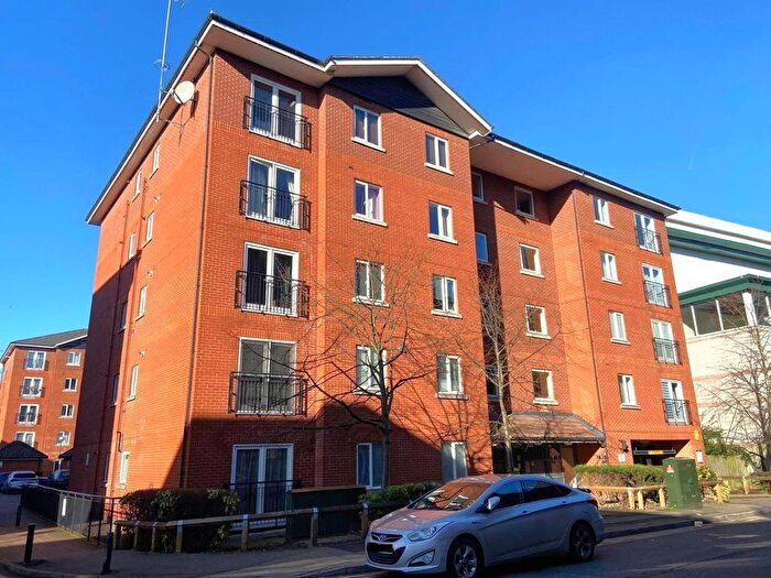 2 Bedroom Flat For Sale In John Dyde Close, Bishop's Stortford, CM23