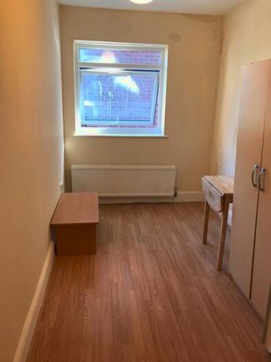 1 Bedroom Flat To Rent In Kilburn High Road, London, NW6