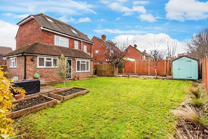 4 Bedroom Detached House To Rent In Burnet Avenue, Burpham, Guildford, GU1