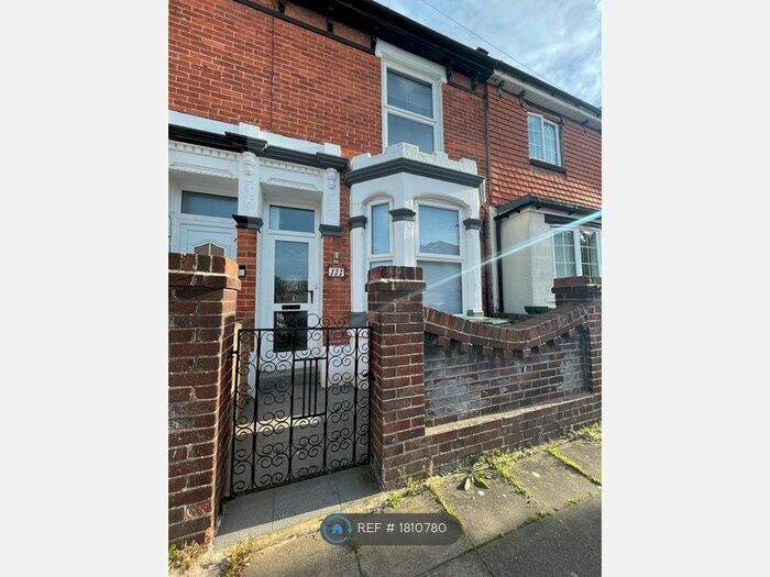 3 Bedroom Terraced House To Rent In Walden Road, Portsmouth, PO2
