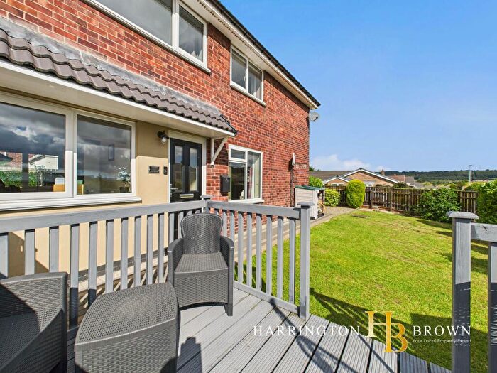 4 Bedroom Semi-Detached House For Sale In Mount Park Drive, Lanchester, DH7