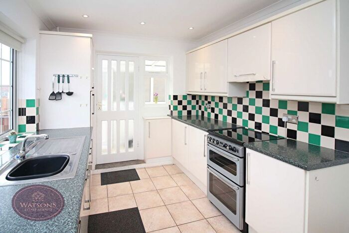 2 Bedroom Detached Bungalow For Sale In Philip Avenue, Nuthall, Nottingham, NG16