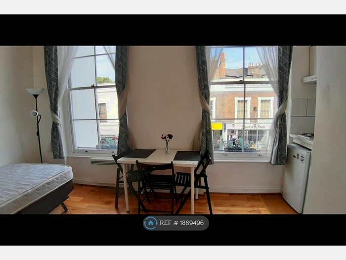 Studio To Rent In Pembridge Road, London, W11