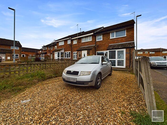 3 Bedroom Semi-Detached House For Sale In Holworthy Road, Bowthorpe, NR5