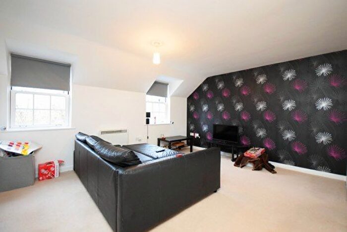 2 Bedroom Flat To Rent In Fossview House, York, YO31