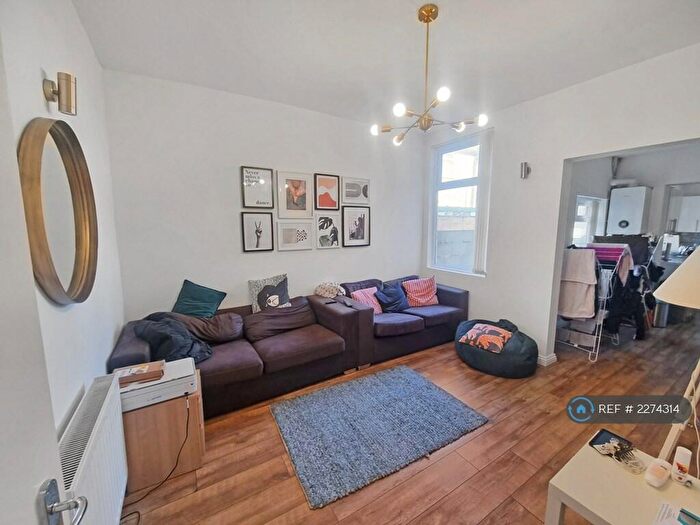 6 Bedroom Terraced House To Rent In Albert Edward Road, Liverpool, L7