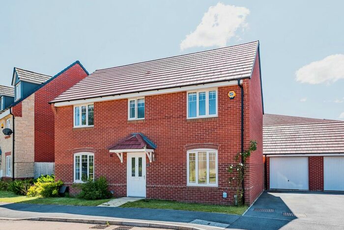 4 Bedroom Detached House To Rent In King Street, Abingdon, OX14