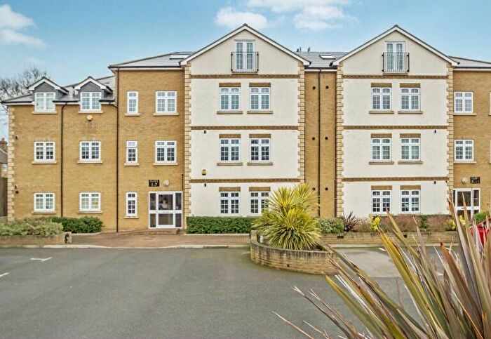 2 Bedroom Apartment To Rent In Buckingham Apartments, Elmers End Road, Beckenham, BR3