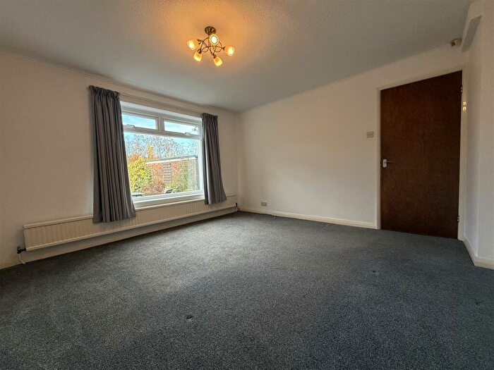 4 Bedroom Detached House For Sale In Primley Park Road, Alwoodley, LS17