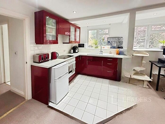 1 Bedroom Flat To Rent In Archway Court, Faringdon, SN7