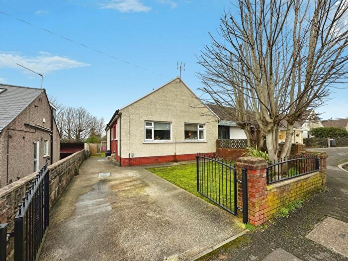 4 Bedroom Semi-Detached Bungalow For Sale In Longfellow Drive, Bridgend, CF31
