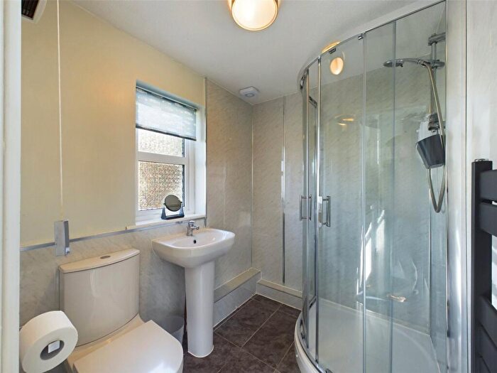 2 Bedroom Bungalow To Rent In Bude, EX23
