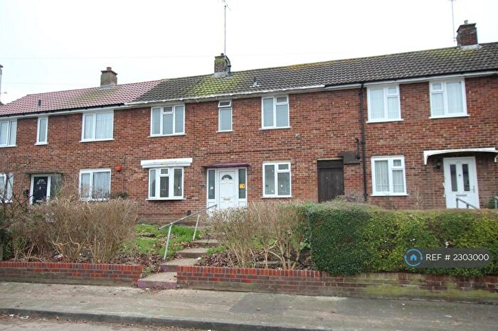 3 Bedroom Terraced House To Rent In Brabourne Avenue, Gillingham, ME8