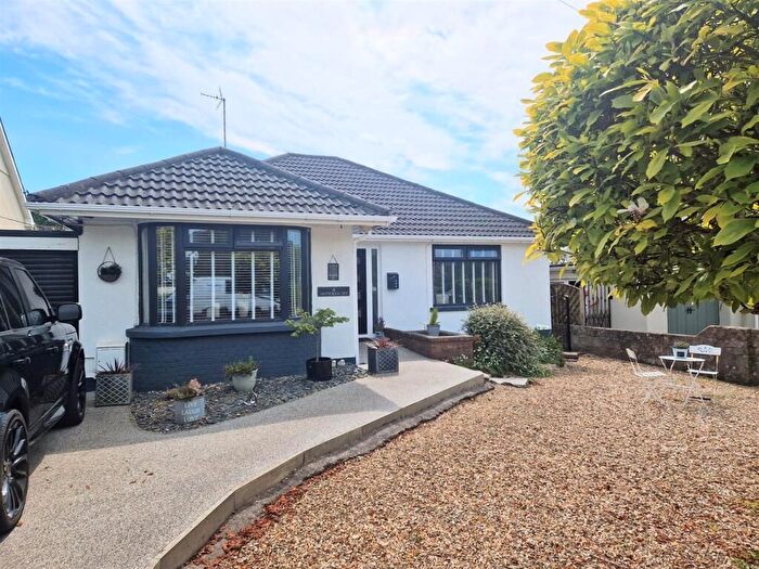 3 Bedroom Detached Bungalow For Sale In Danygraig Avenue, Porthcawl, CF36