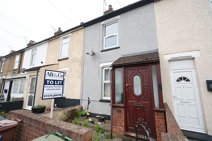 4 Bedroom Terraced House To Rent In Richmond Road, Grays, RM17