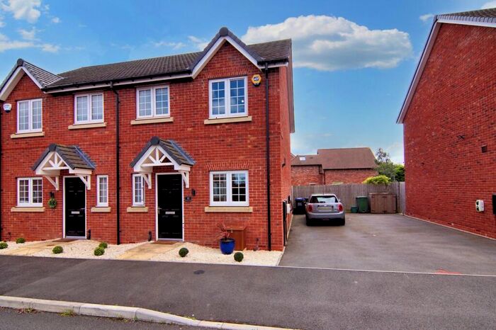 2 Bedroom Semi-Detached House For Sale In Maple Lane, Burton Green, Kenilworth, CV8
