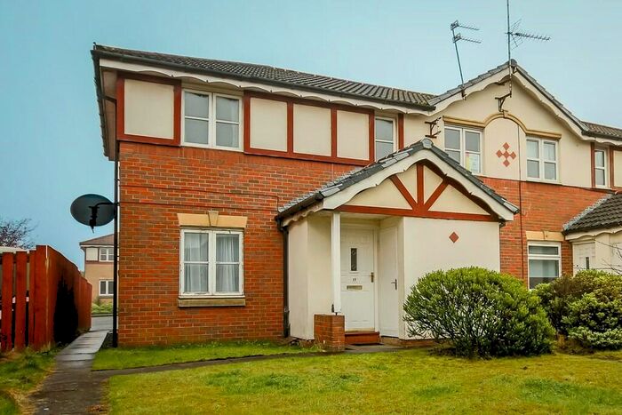 2 Bedroom Apartment To Rent In Nicol Place, Broxburn, EH52