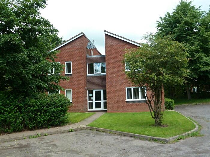 Flat To Rent In Eastbrook Close, Sutton Coldfield, B76