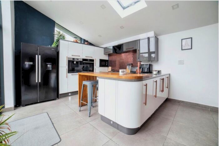 2 Bedroom Detached Bungalow For Sale In West End, Pinxton, Nottingham, NG16