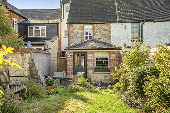 3 Bedroom Terraced House For Sale In London Street, Faringdon, Oxfordshire, SN7
