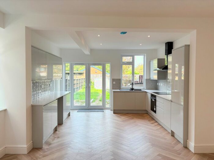 3 Bedroom Semi-Detached House To Rent In Hemlock Avenue, Long Eaton, NG10