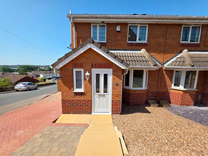 3 Bedroom Semi-Detached House For Sale In Hills Close, Mexborough, S64