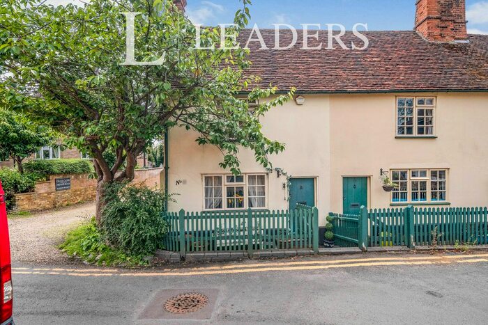 2 Bedroom End Of Terrace House To Rent In Church End, Sandridge, AL4