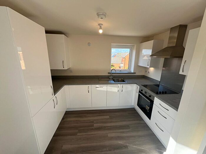 2 Bedroom Flat To Rent In Vespasian Road, Fairfields, Milton Keynes, MK11