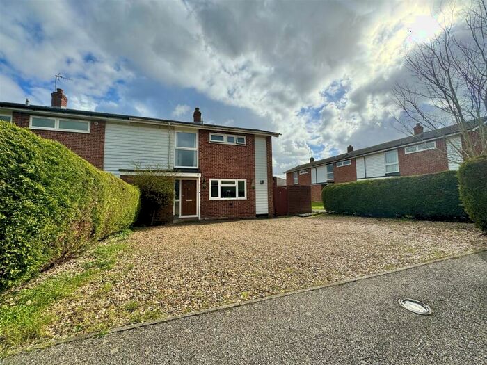 2 Bedroom End Of Terrace House For Sale In The Chestnuts, Great Finborough, IP14