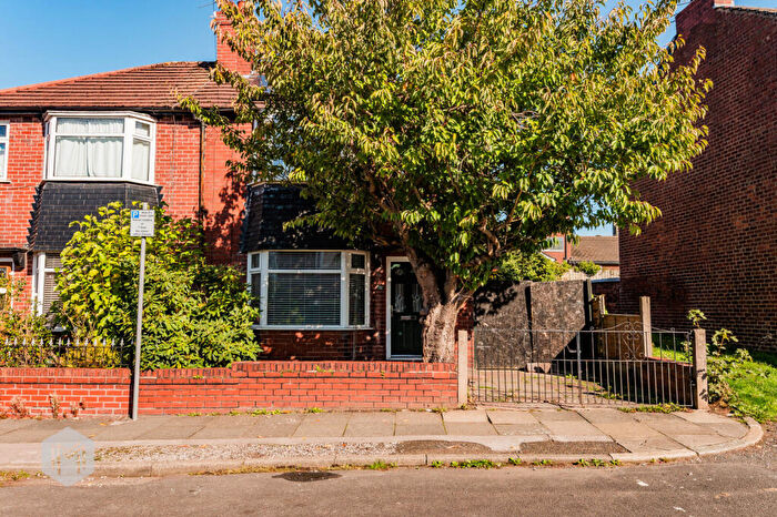 3 Bedroom Semi-Detached House For Sale In Everton Street, Swinton, Manchester, M27