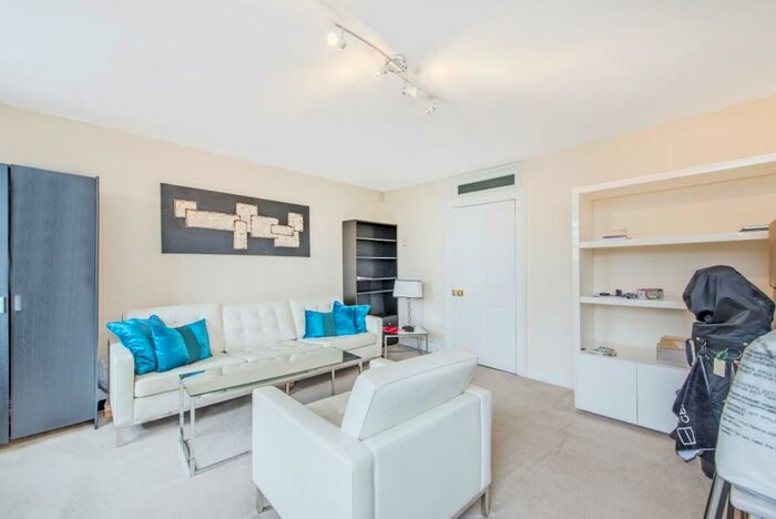 1 Bedroom Apartment To Rent In Myddelton Square Clerkenwell, EC1R