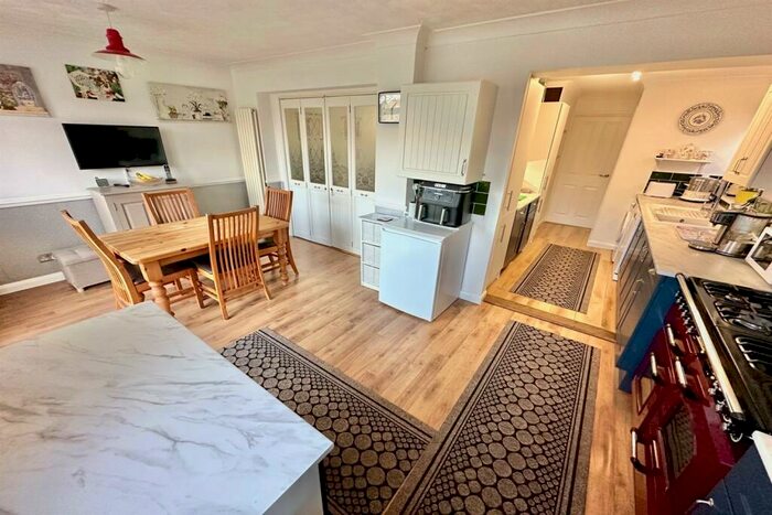 2 Bedroom Semi-Detached House For Sale In Alexander Road, Braintree, CM7