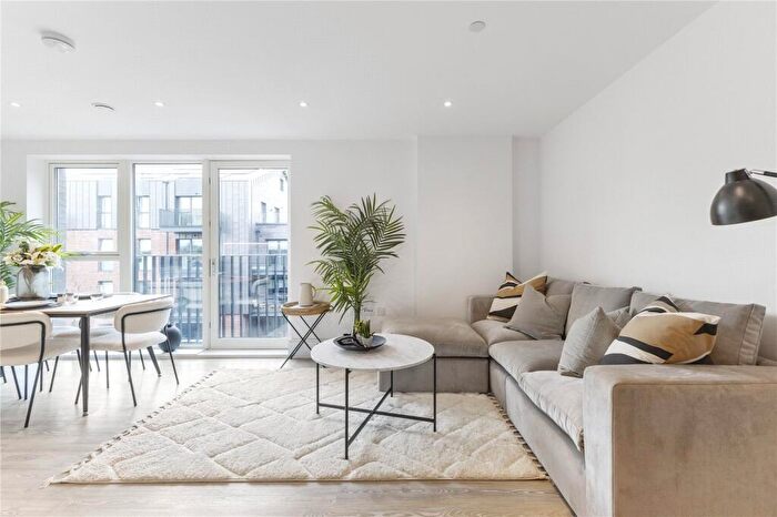 2 Bedroom Apartment For Sale In C.. McArthur's Yard, Gas Ferry Road, Bristol, BS1