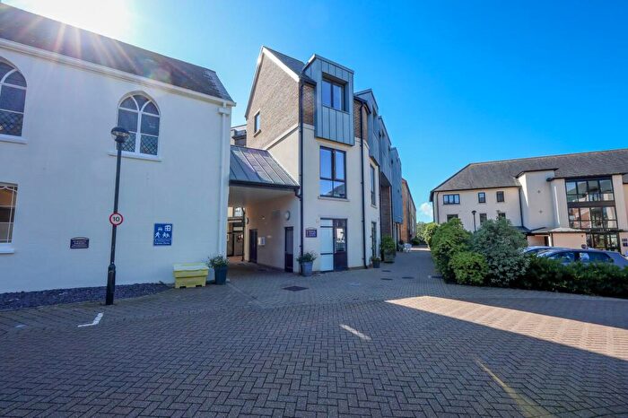 1 Bedroom Apartment For Sale In Ditchling Road, Rafael Court St. Georges Park Ditchling Road, RH15