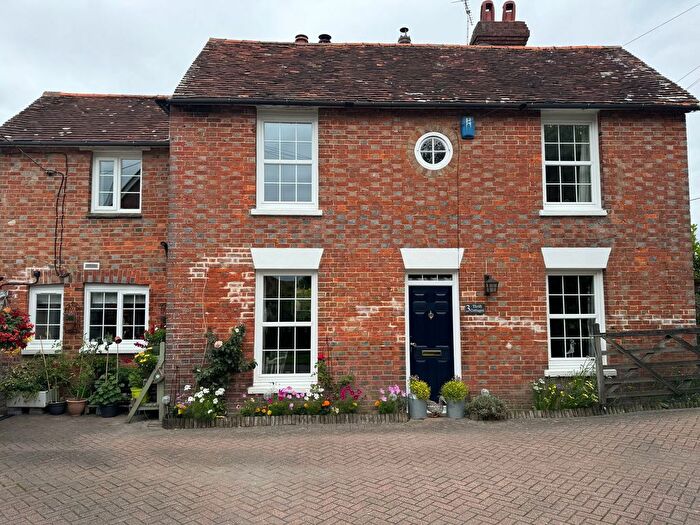 3 Bedroom Cottage For Sale In Cranbrook Road, Frittenden, Kent, TN17