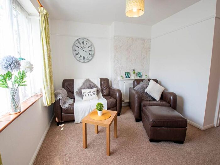 3 Bedroom House To Rent In Tenterden Drive, Canterbury, Kent, CT2