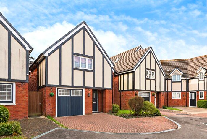 5 Bedroom Detached House For Sale In Barnpear Court, Tuffley, Gloucester, Gloucestershire, GL4