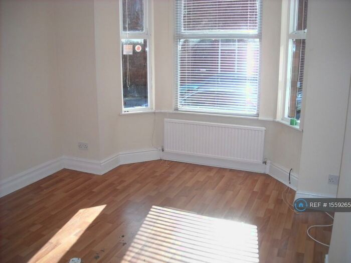 3 Bedroom Terraced House To Rent In Rippingham Road, Manchester, M20