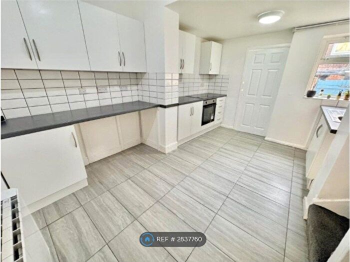 2 Bedroom Terraced House To Rent In Whittier St, Liverpool, L8