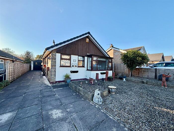 2 Bedroom Detached Bungalow For Sale In Flats Lane, Barwick In Elmet, Leeds, LS15