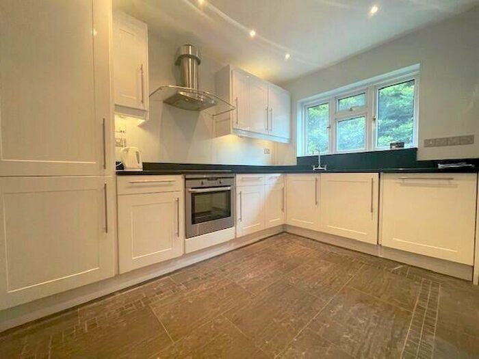 2 Bedroom Maisonette To Rent In Warren Court, Chigwell, Essex, IG7