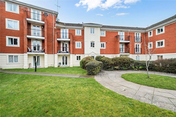 2 Bedroom Apartment For Sale In London Road, Reading, RG1