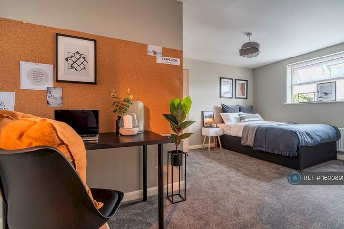 8 Bedroom Semi-Detached House To Rent In Poppleton Close, Coventry, CV1