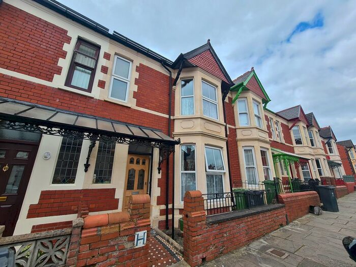 3 Bedroom Property To Rent In Cosmeston Street, Cathays, Cardiff, CF24