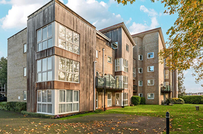 2 Bedroom Apartment For Sale In Regents Park Road, Southampton, Hampshire, SO15