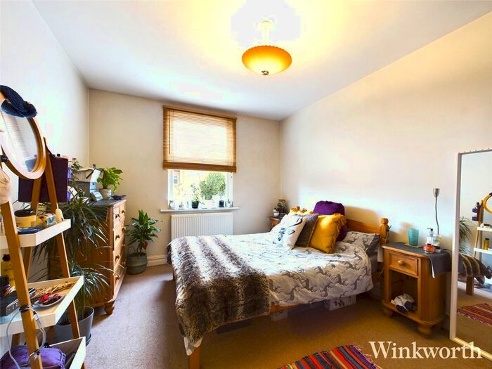 2 Bedroom Flat To Rent In South Ealing Road, London, W5