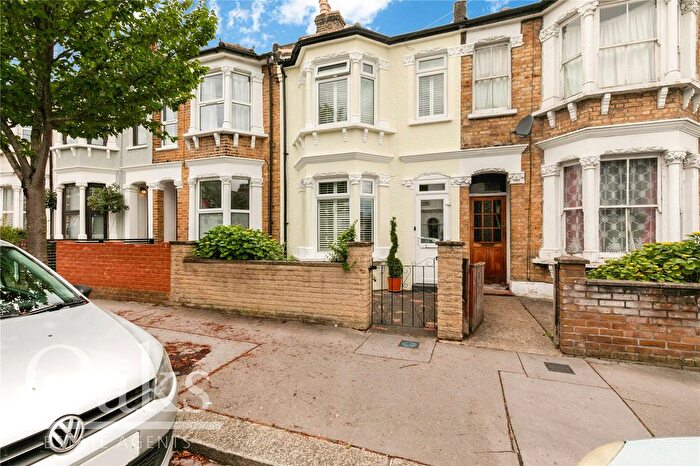 3 Bedroom Terraced House For Sale In Cobden Road, South Norwood, SE25