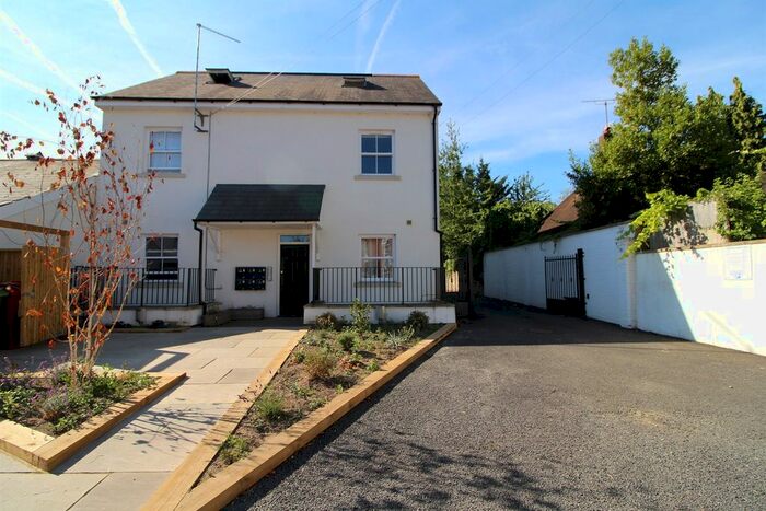 1 Bedroom Flat To Rent In Eldon Terrace, Reading, RG1