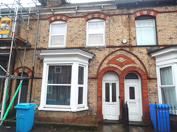 3 Bedroom Terraced House For Sale In Grafton Street, HU5
